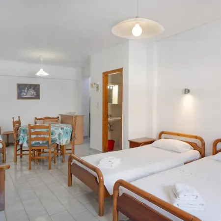 Politis Batsi 3* Andros Town
