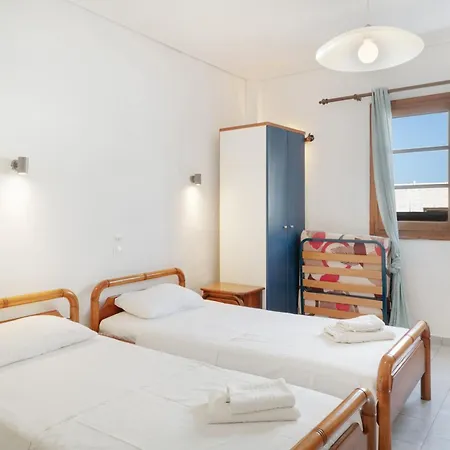 Guest house Politis Batsi Andros Town