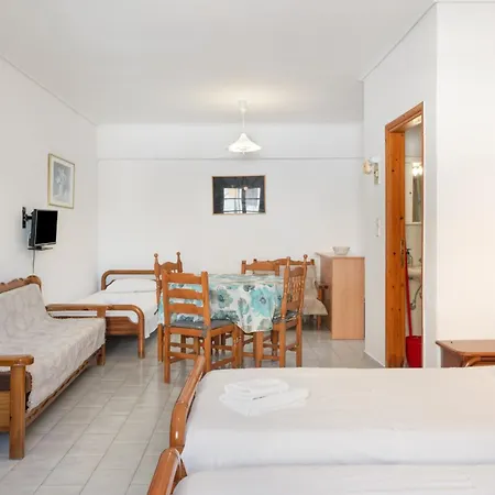 Politis Batsi Guest house Andros Town