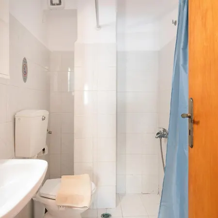 Politis Batsi Guest house Andros Town