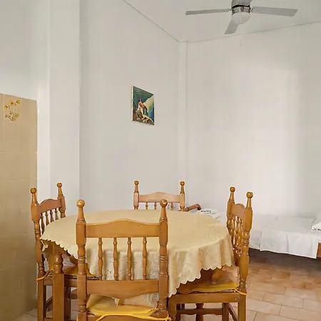 Politis Batsi Guest house 3*