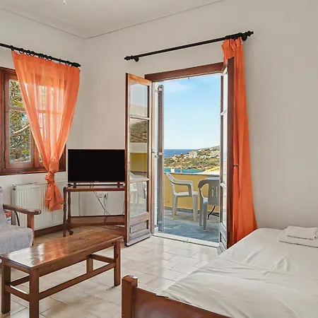 Politis Batsi Guest house 3*